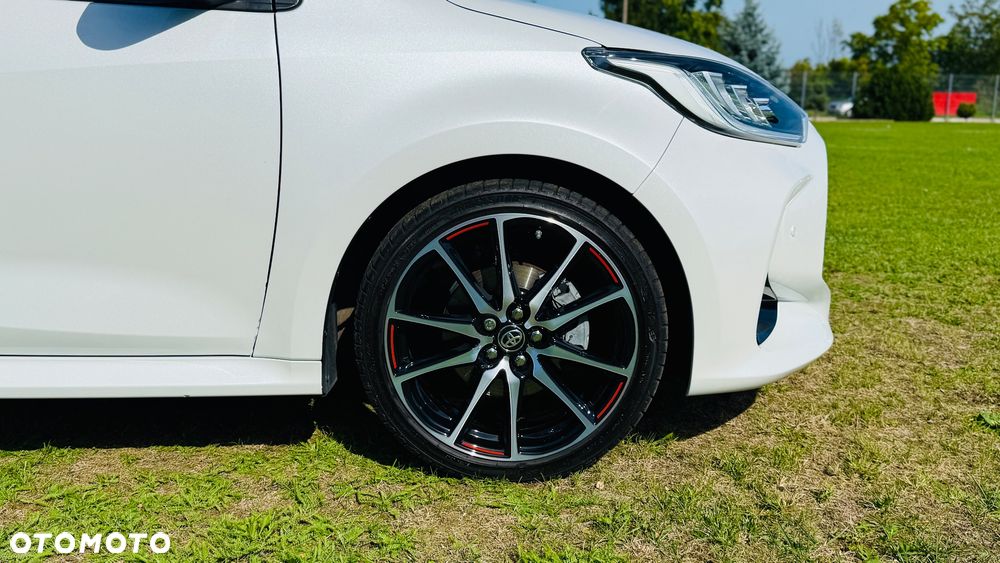 Toyota Yaris - 17