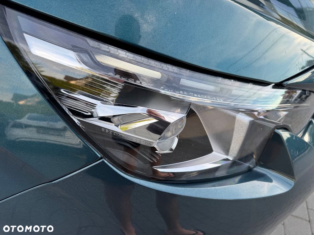 Peugeot 5008 BlueHDi 130 EAT8 Allure - 23