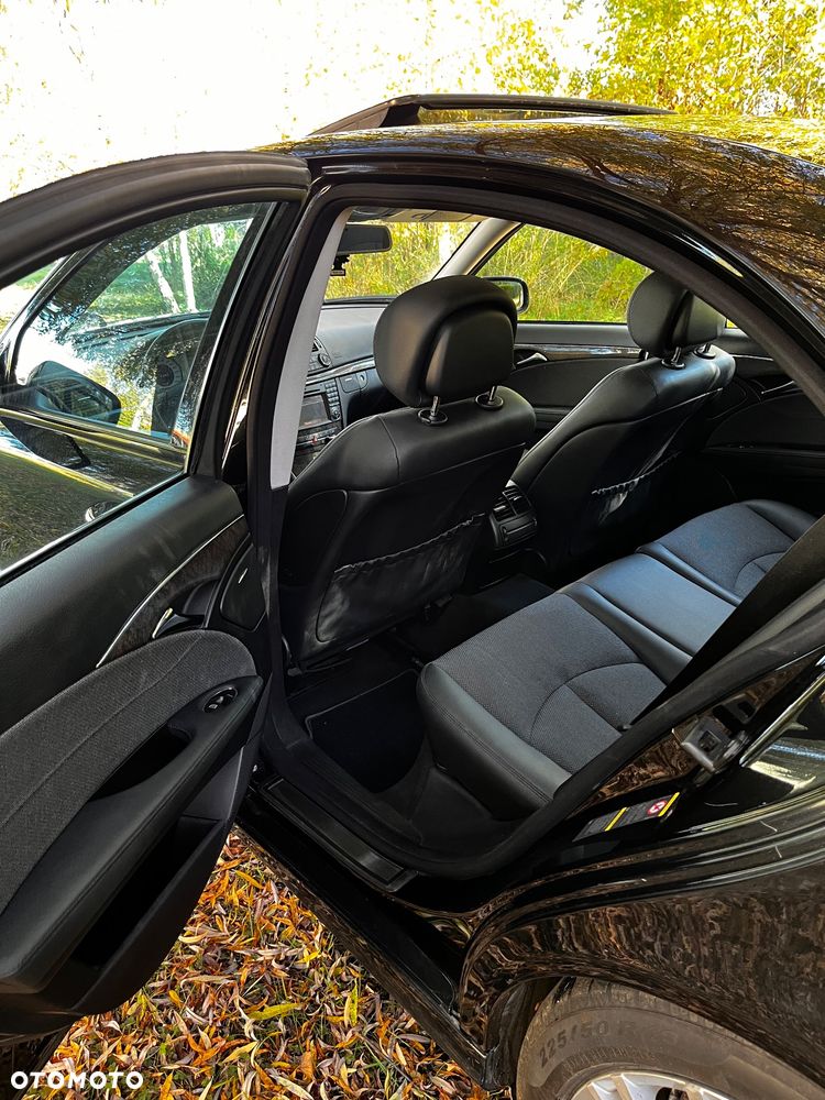 Mercedes-Benz Klasa E 220 CDI Automatik Avantgarde DPF BusinessEDITION - 6