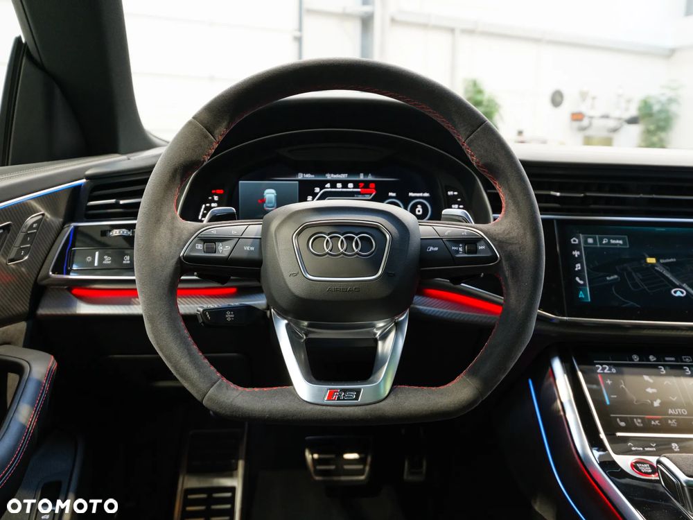Audi RS Q8 - 24