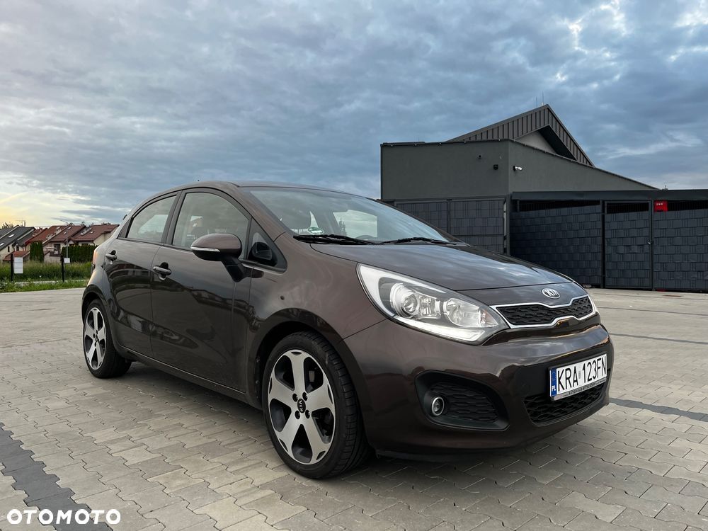 Kia Rio - 2