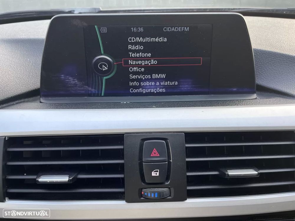 BMW 320 d Touring Aut. Sport Line - 54