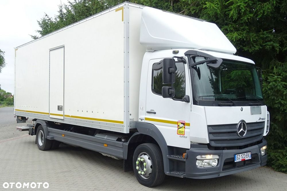 Mercedes-Benz Atego 1218 Euro6 tylko 323tys.km Kontener 18p winda Sprowadzony - 3