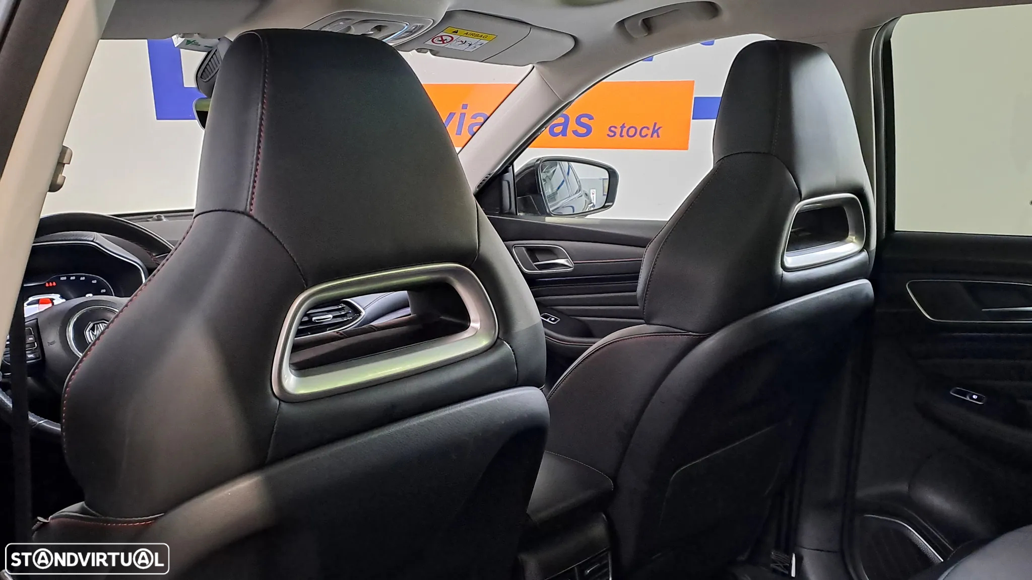 MG EHS 1.5 T-GDI Plug-in Hybrid Luxury - 17