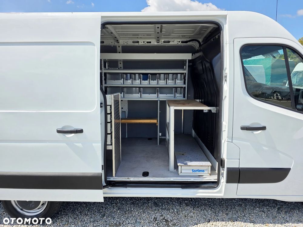 Renault RENAULT MASTER 2,3 DCI 135 KONNY ŚREDNIAK WYSOKI ZABUDOWA WARSZTATOWA KLIMA - 26