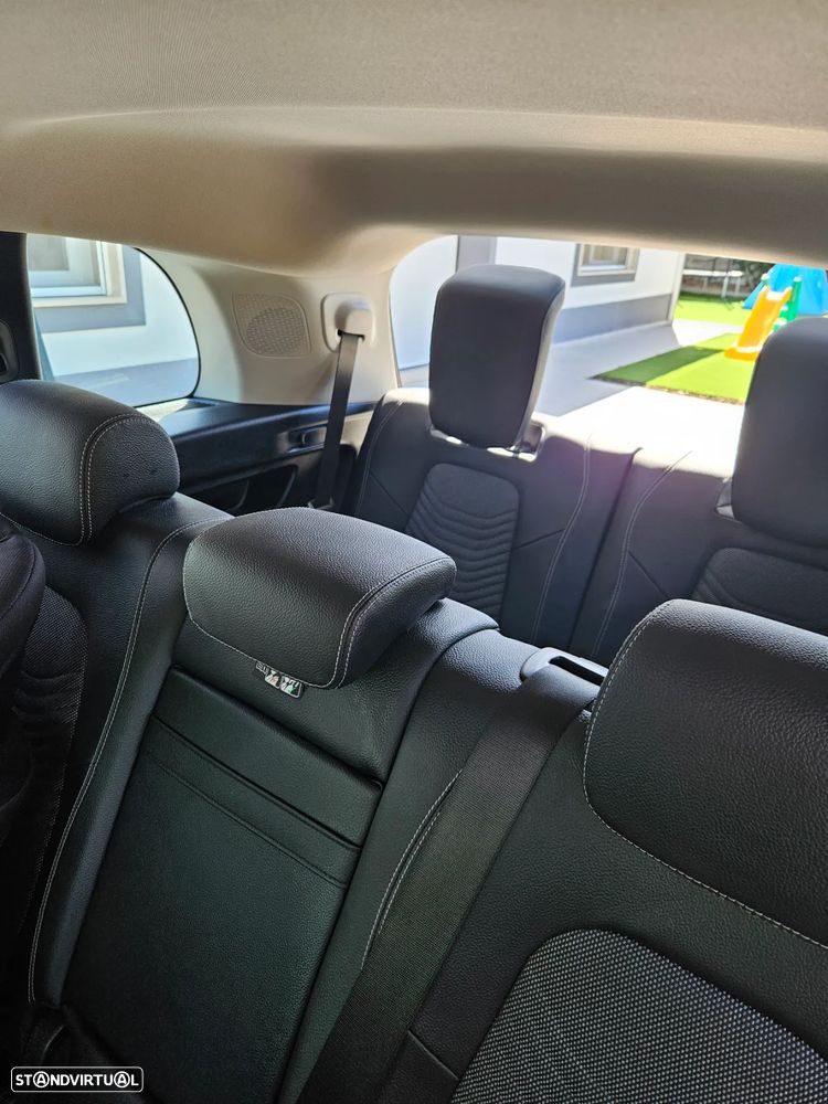 Mercedes-Benz GLB 180 d - 29