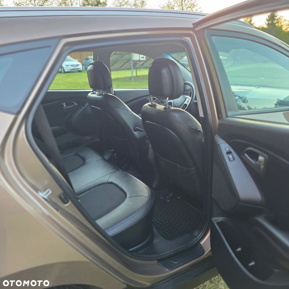 Hyundai ix35 blue 1.6 2WD Finale Silver - 20