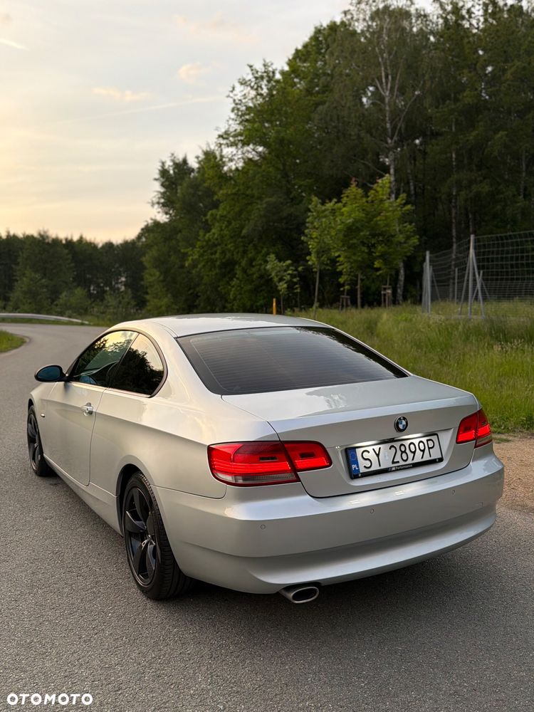 BMW Seria 3 320d - 8