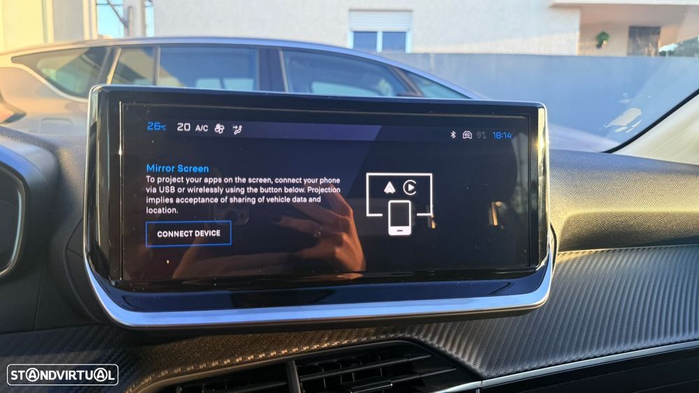 Peugeot 208 1.2 Hybrid Allure e-DCS6 - 17