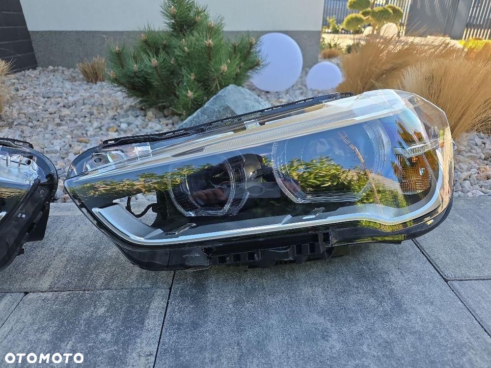 BMW X1 F48 Lampy przód Full Led Dynamic 7428735-08 7193708-03 Na Wentylator - 3