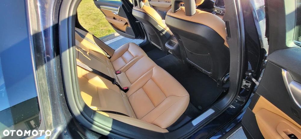 Volvo V90 D5 AWD Geartronic Inscription - 7