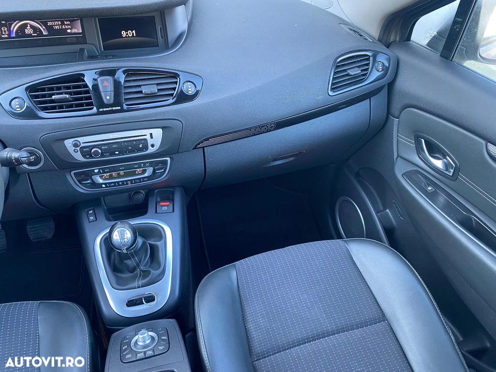 Renault Grand Scenic - 15
