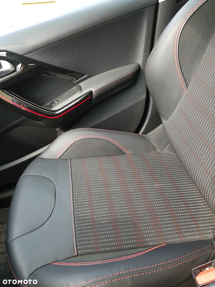 Peugeot 2008 PureTech 110 Stop&Start GT-Line Edition - 13