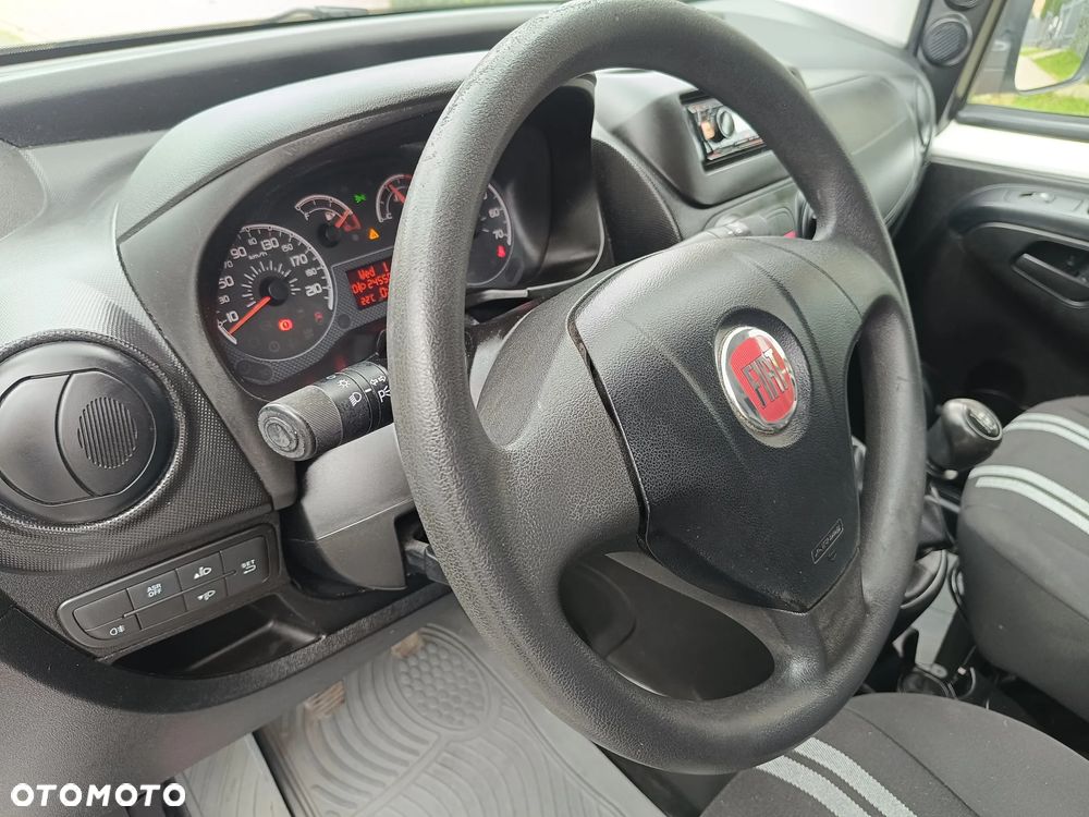 Fiat Fiorino 1.4 Lounge - 13