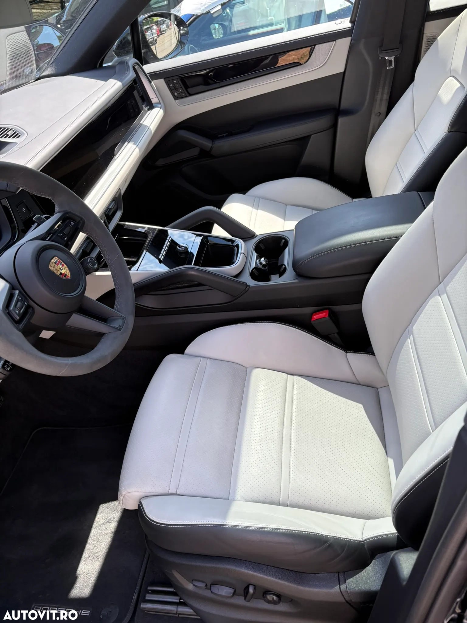 Porsche Cayenne Coupe - 7
