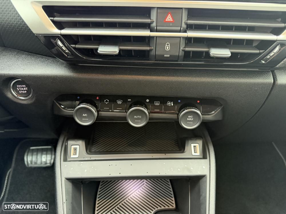 Citroën C4 PureTech 130 Stop&Start EAT8 PLUS - 25