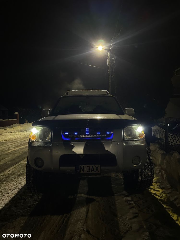 Nissan Frontier - 8