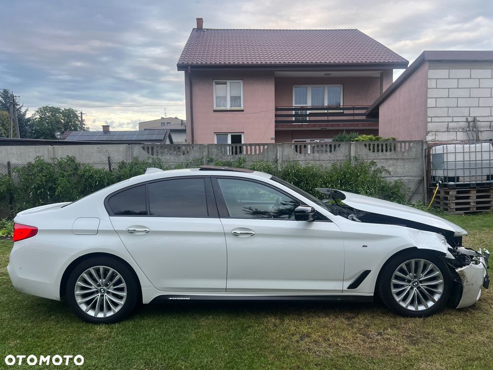 BMW Seria 5 530d xDrive M Sport sport - 10