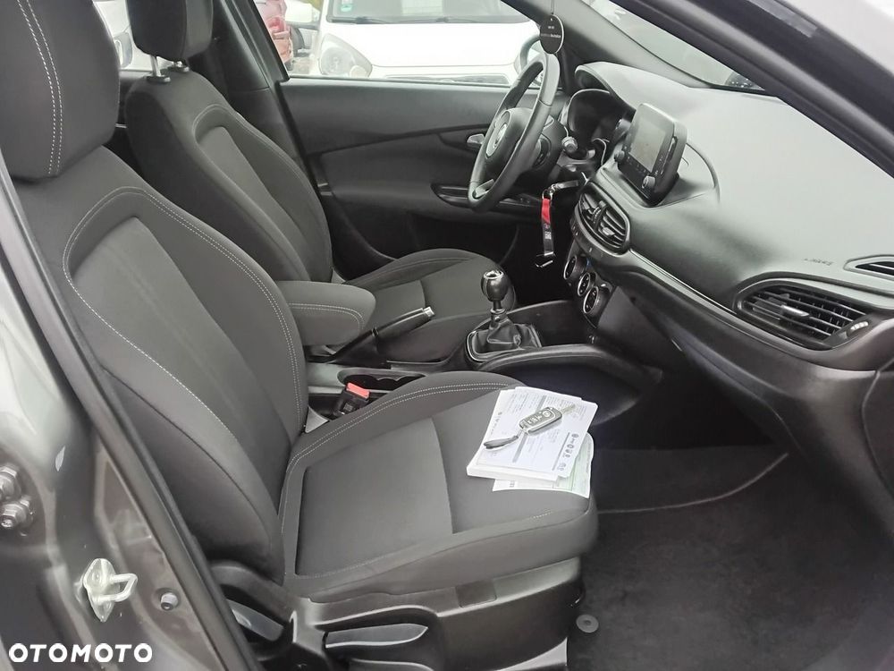 Fiat Tipo 1.4 T-Jet 16v S-Design - 11