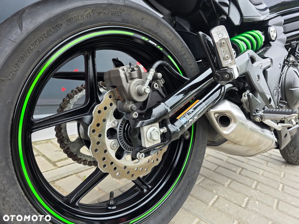 Kawasaki ER - 9