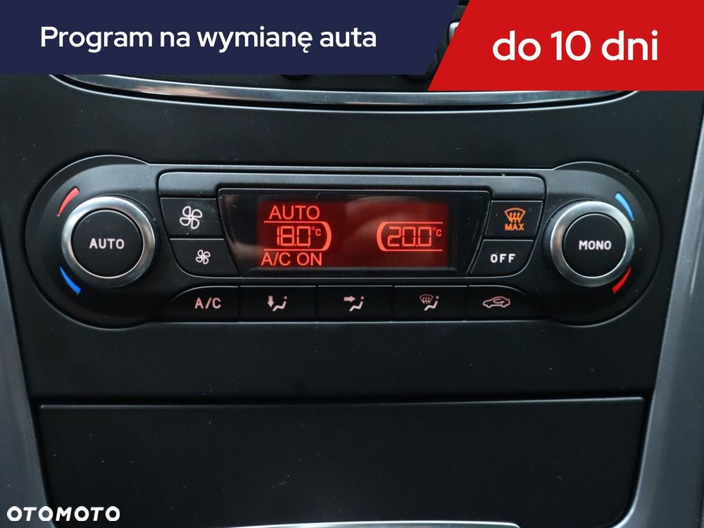 Ford Mondeo SW - 18