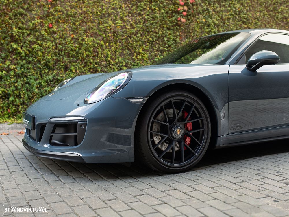 Porsche 911 (991) Carrera 4 GTS PDK - 7