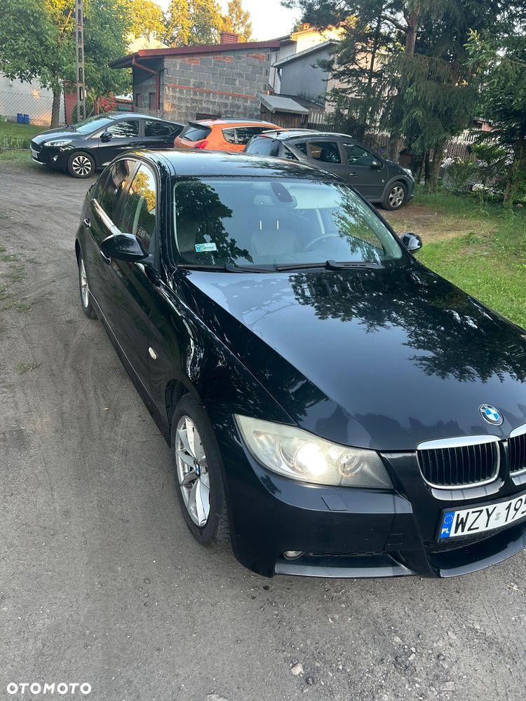 BMW Seria 3 320i - 3