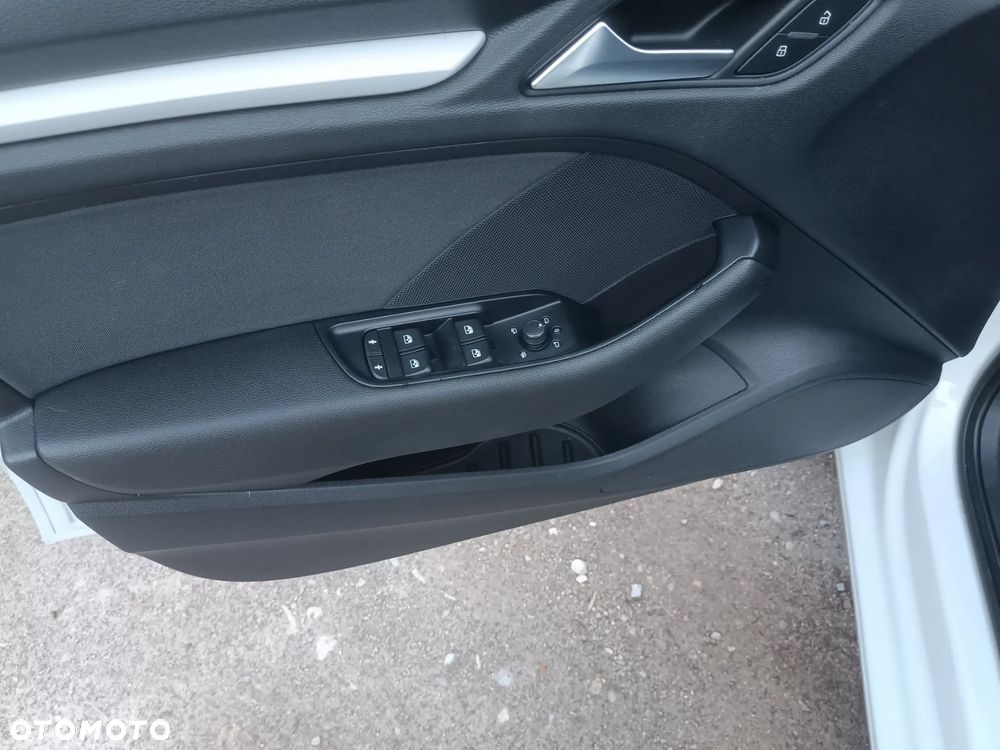 Audi A3 Sportback - 7
