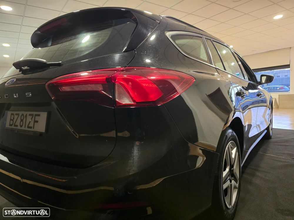 Ford Focus SW - 10