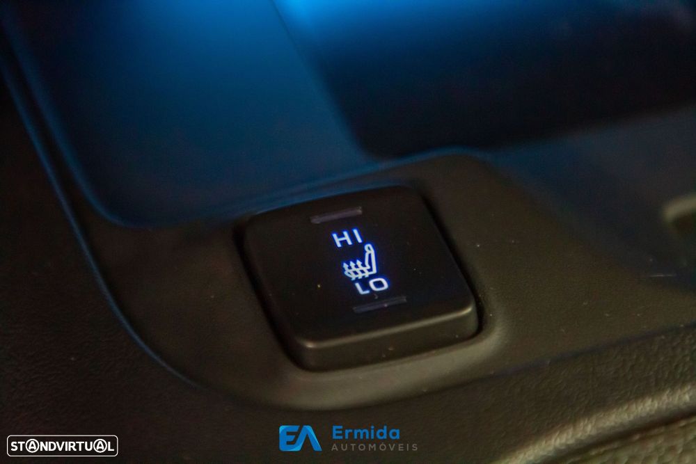 Toyota Corolla Touring Sports - 28