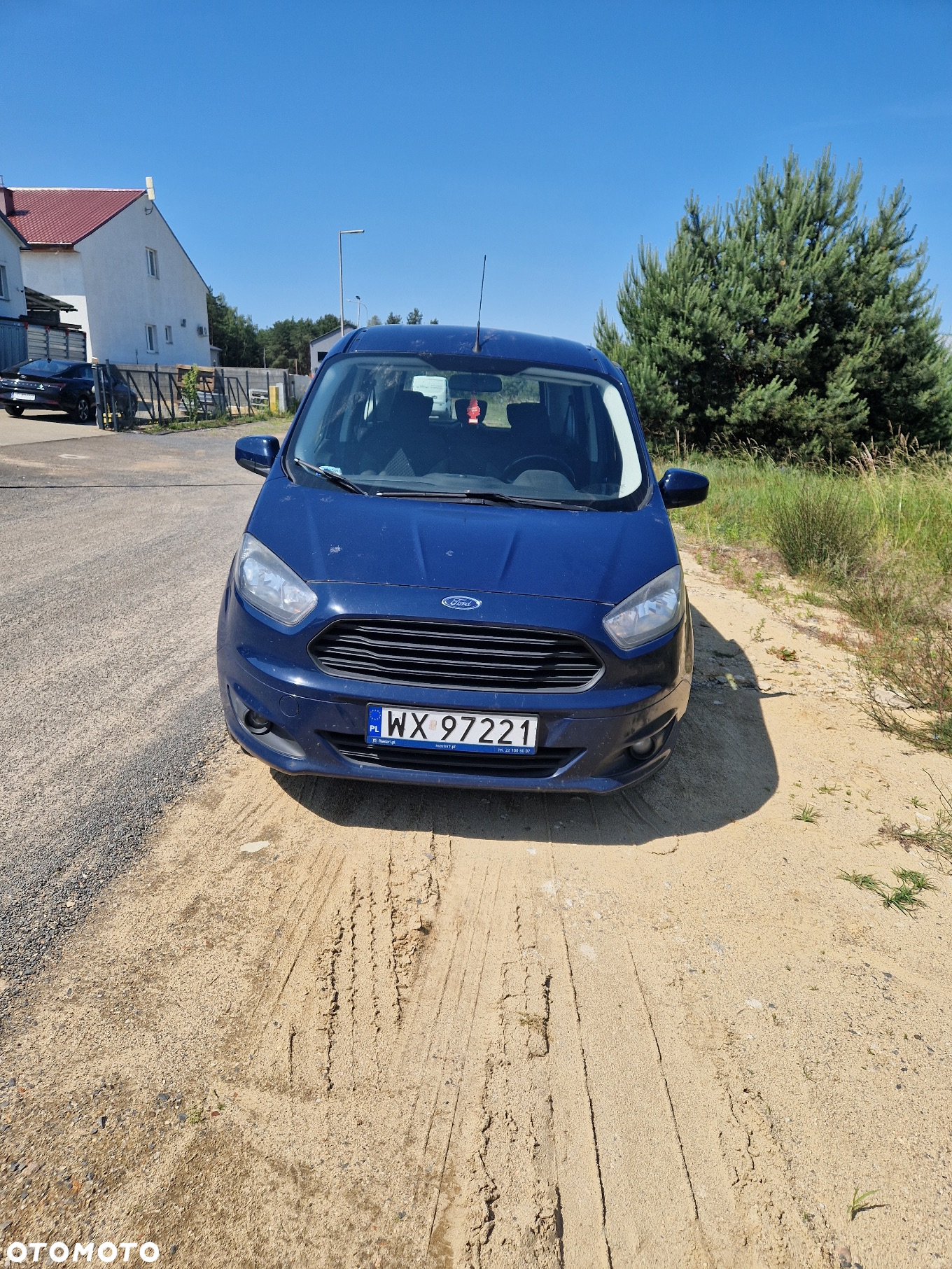 Ford TOURNEO COURIER - 10