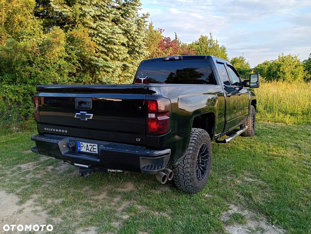 Chevrolet Silverado - 5