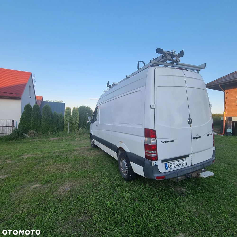 Mercedes-Benz Sprinter - 7
