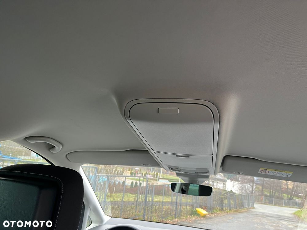 Volkswagen Sharan 2.0 TDI BMT Comfortline - 25