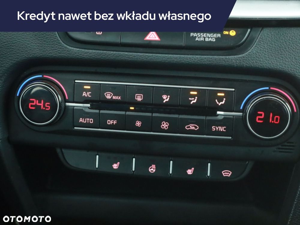 Kia Ceed - 11