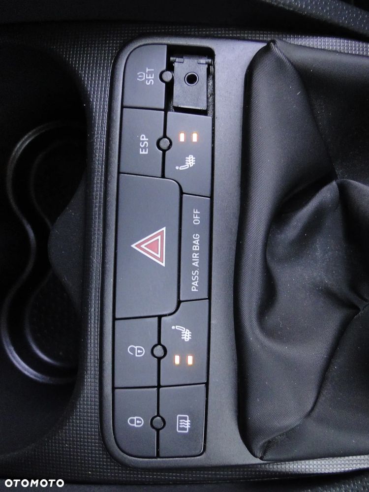 Seat Ibiza 1.6 16V Stylance - 8