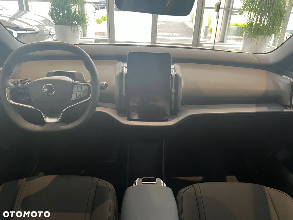 Volvo EX30 51kWh Single Motor Plus - 13