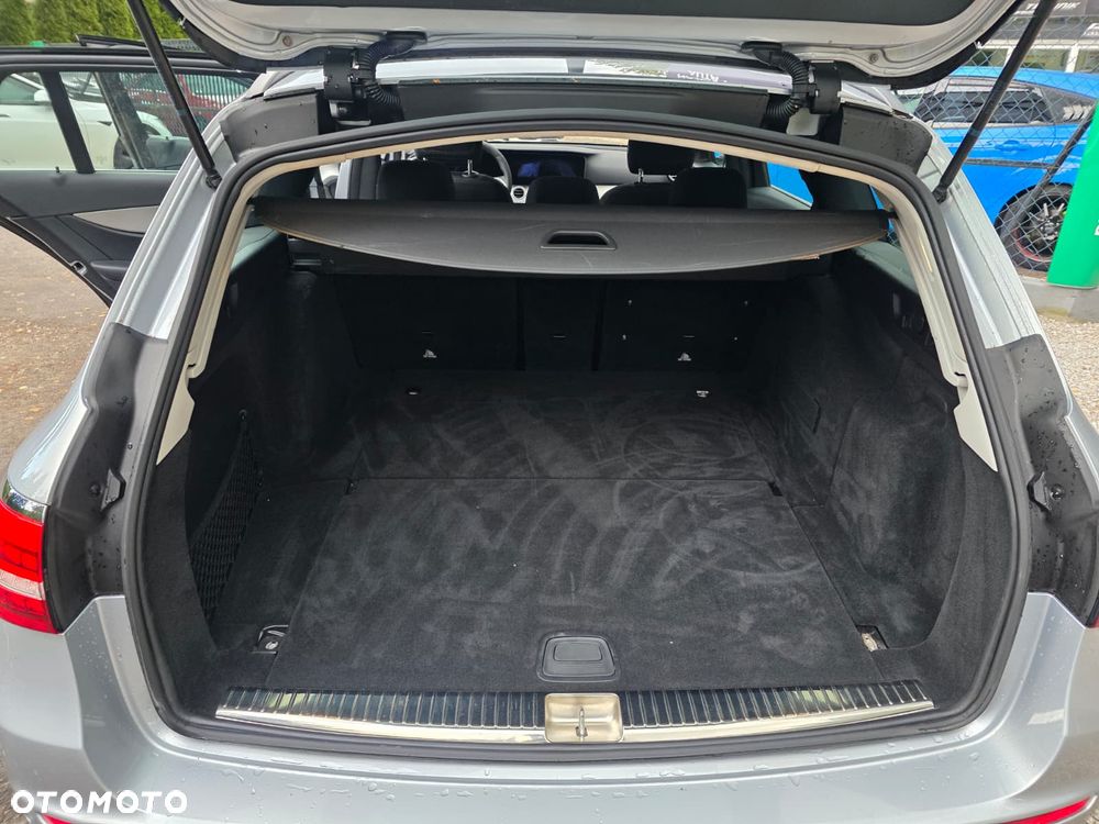 Mercedes-Benz Klasa E 220 d 9G-TRONIC Avantgarde - 28