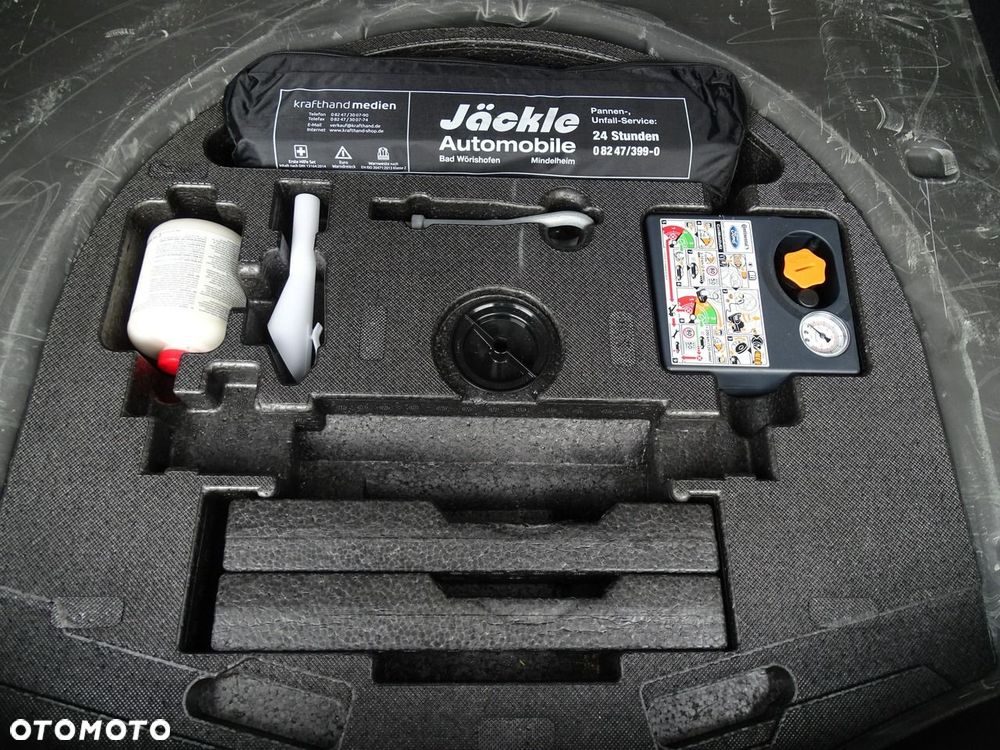 Ford Kuga - 36