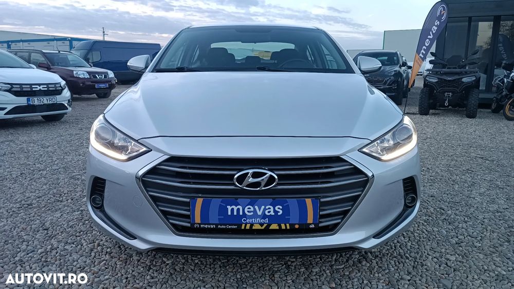 Hyundai Elantra 1.6 MPi Highway - 4