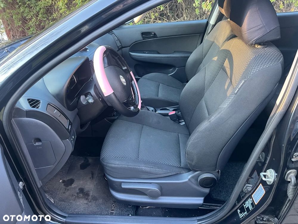 Hyundai i30 1.6 CRDi Comfort - 5
