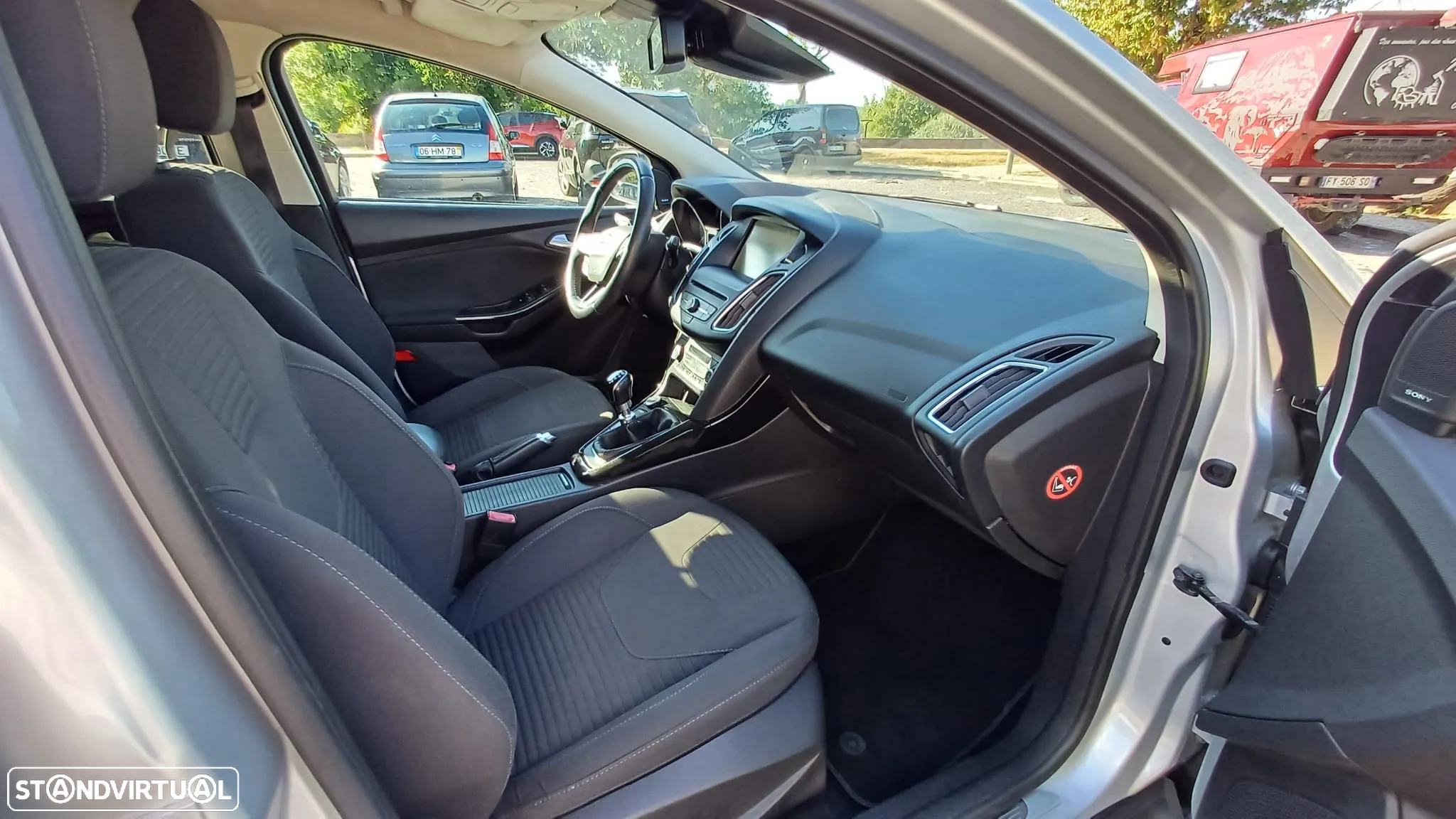 Ford Focus 1.5 TDCi Titanium - 8
