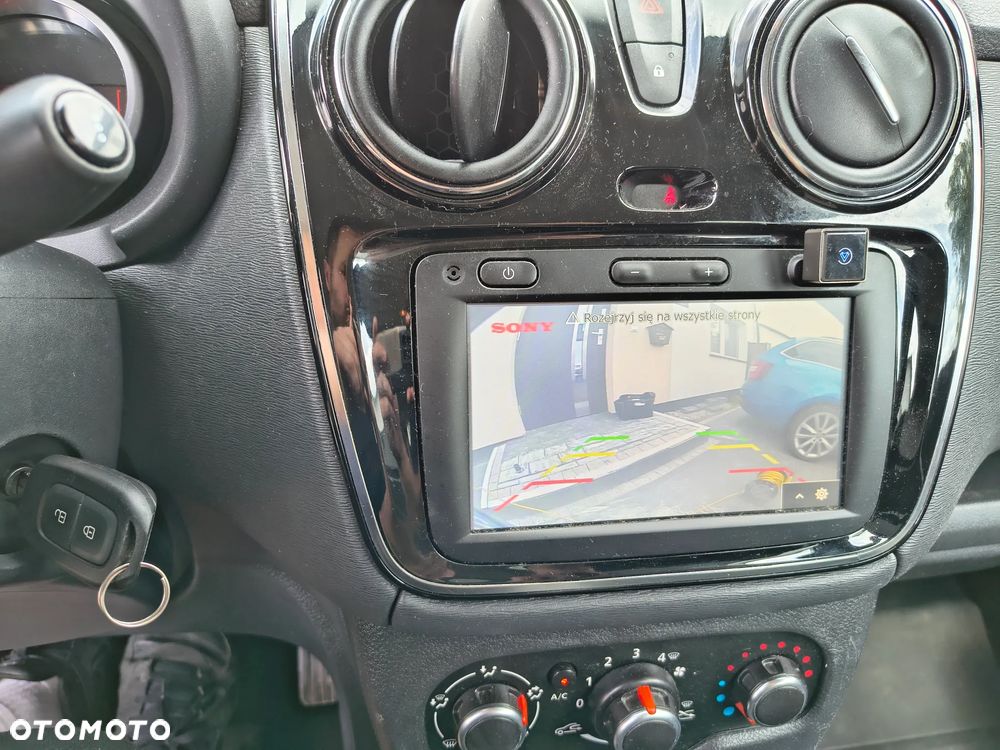 Dacia Lodgy 1.6 SCe Stepway S&S - 8