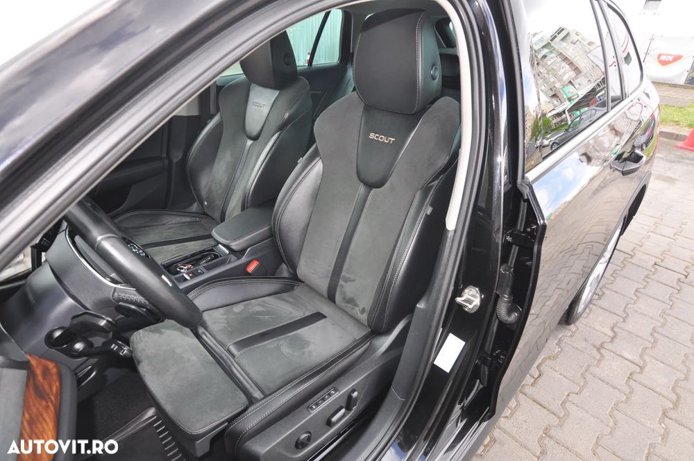 Skoda Octavia 2.0 TDI DSG 4X4 Scout - 6