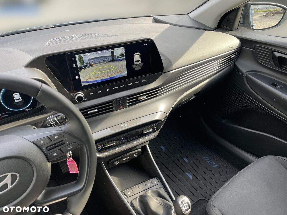 Hyundai i20 - 16