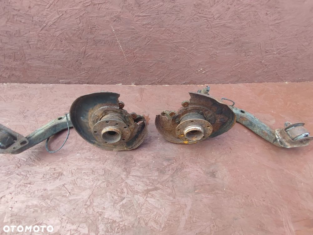 BMW E46 ORYGINALNY WAHACZ PRAWY / LEWY DO SILNIKÓW GAMY M54B30 / M57D30 / WAHACZE WZDŁUŻNE POD DUŻE TARCZE HAMULCOWĄ O NR. 33 32 6 774 779 / 33 32 1 097 035 / 33 32 6 770 805 / 33 32 6 774 780 OEM - 2