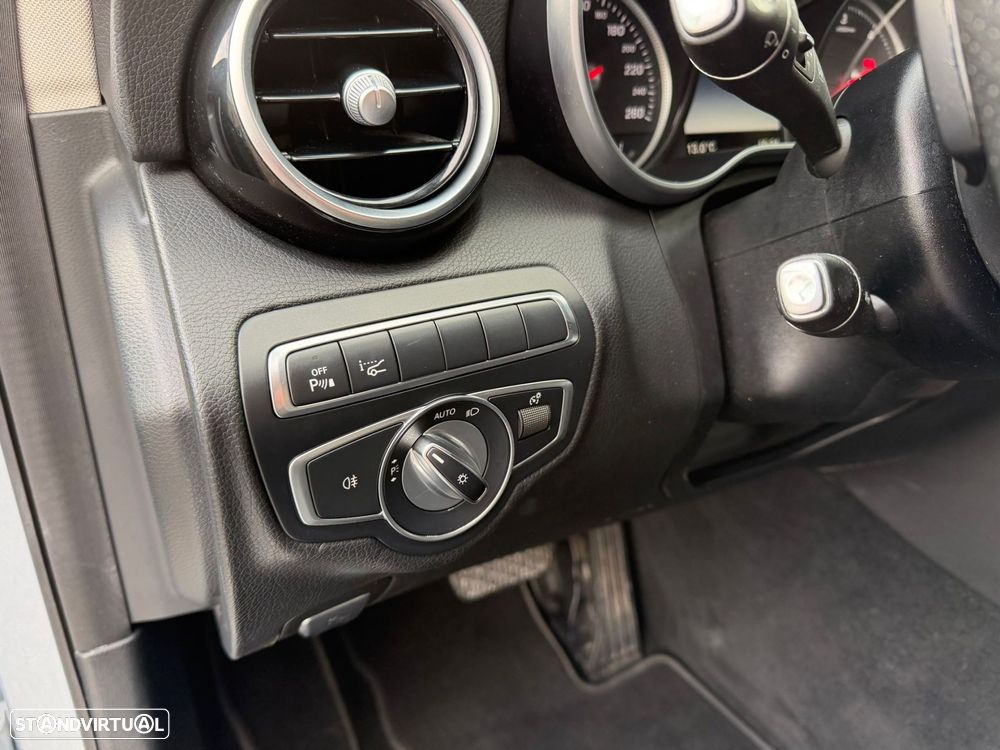 Mercedes-Benz C 250 d AMG Line 4-Matic Aut. - 38