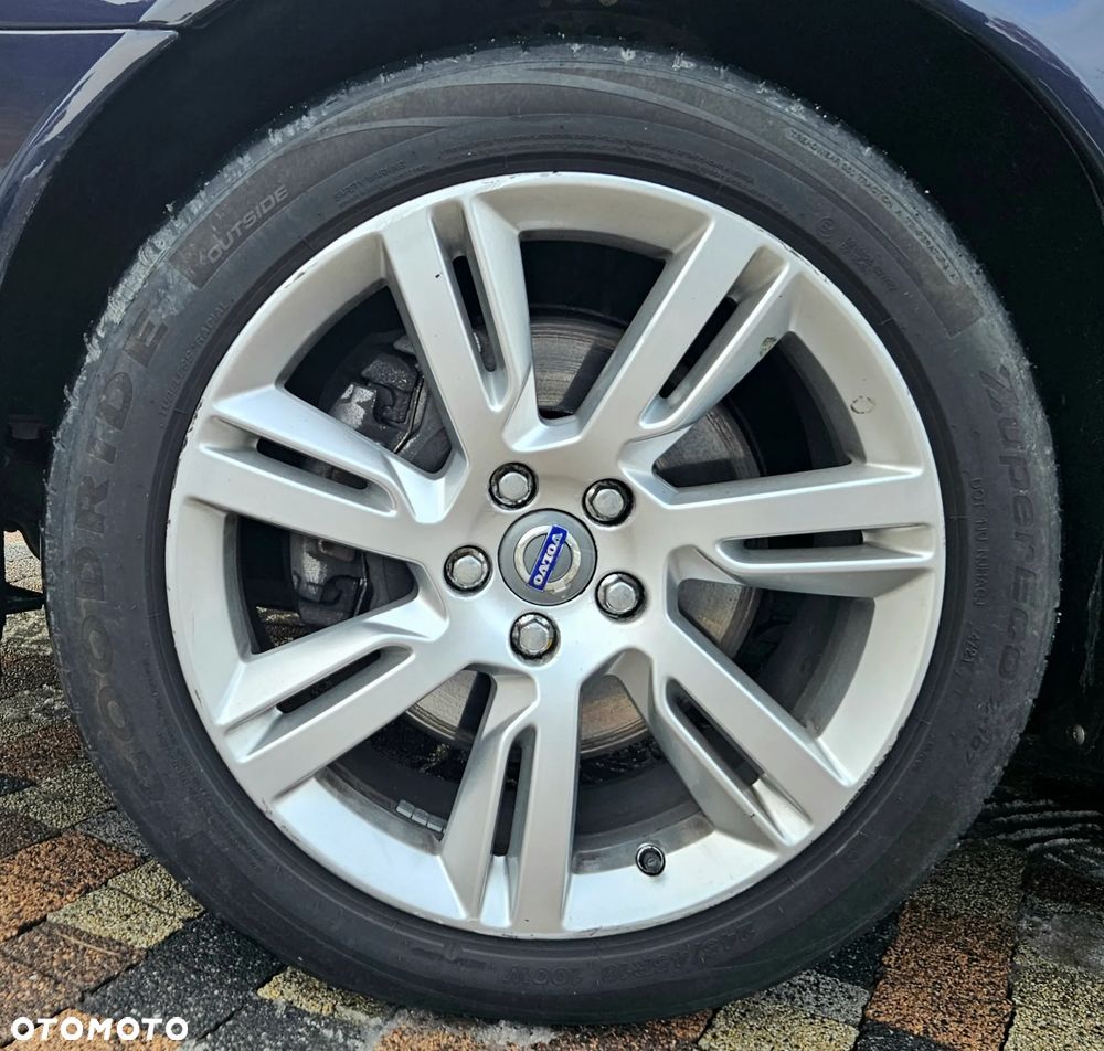 Volvo V70 D5 Summum - 14