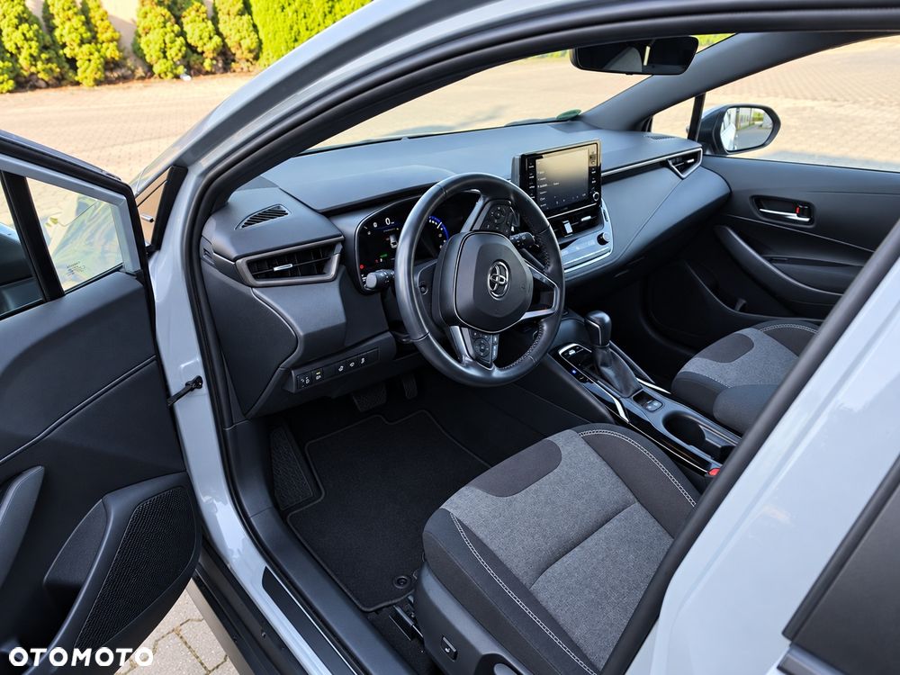 Toyota Corolla - 6