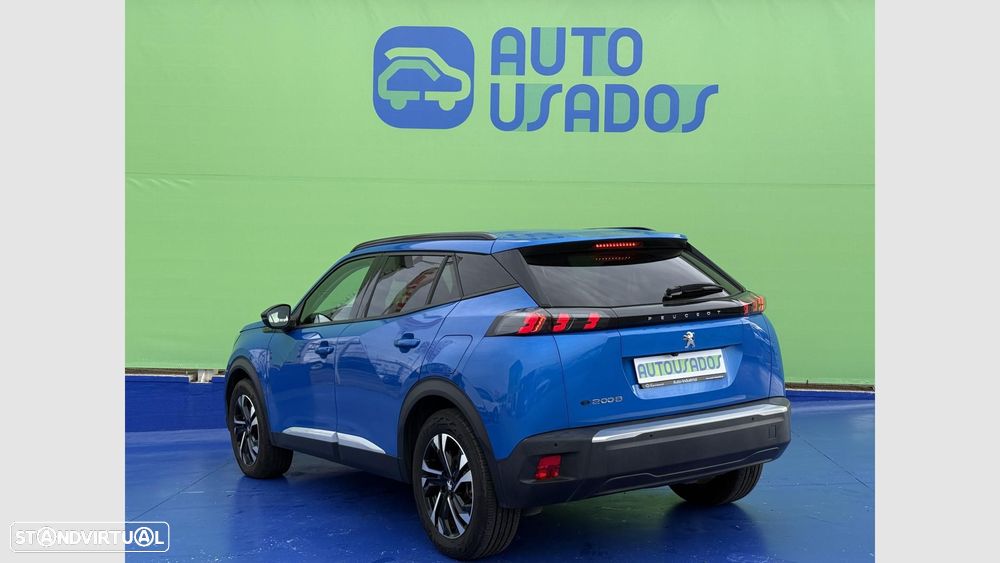 Peugeot e-2008 50 kWh Allure - 3